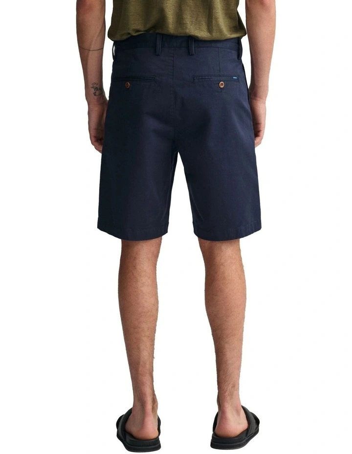 Hallden Twill Shorts in Marine