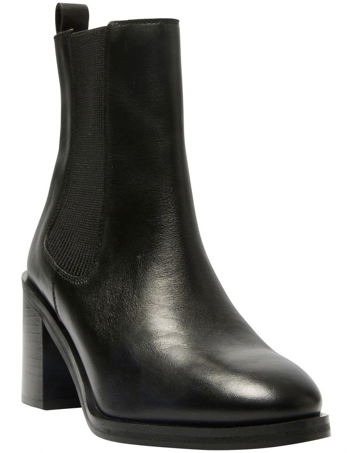 Nelson Boots in Black Leather