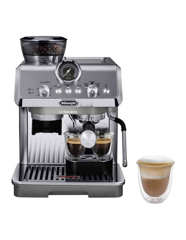 La Specialista Arte Evo with Cold Brew Coffee Machine in Silver EC9255M