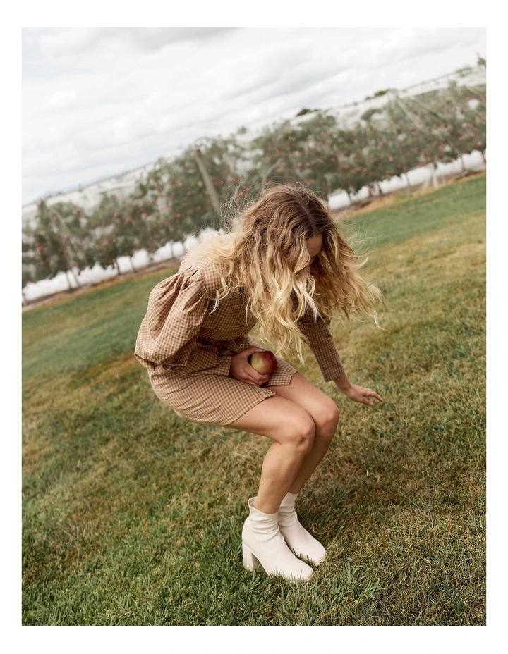 Lila Ankle Boot in Bone