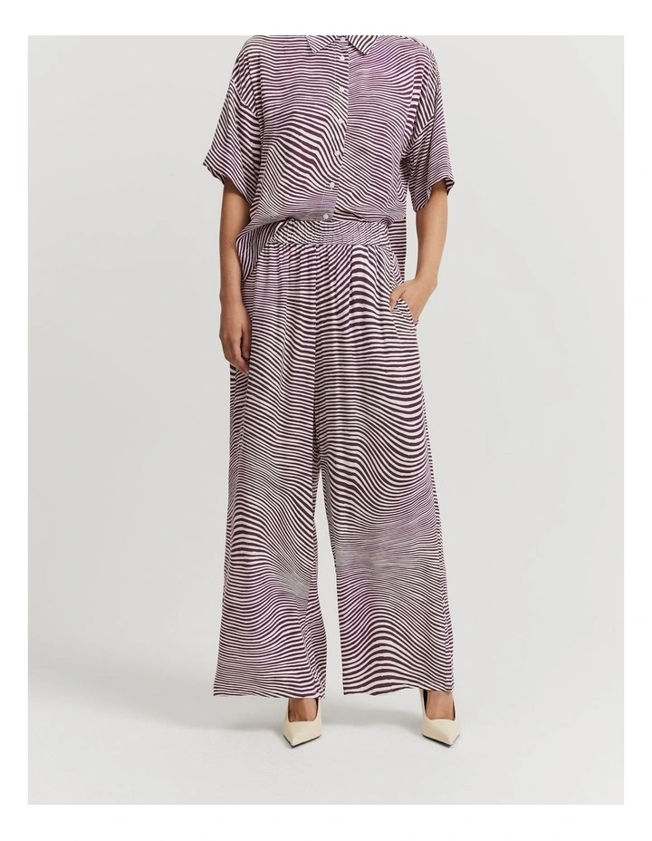 Print Pull On Cupro Pant in Ripple Print
