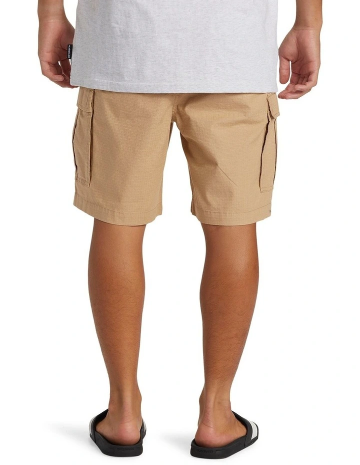 Taxer Cargo Cargo Walk Shorts in Khaki