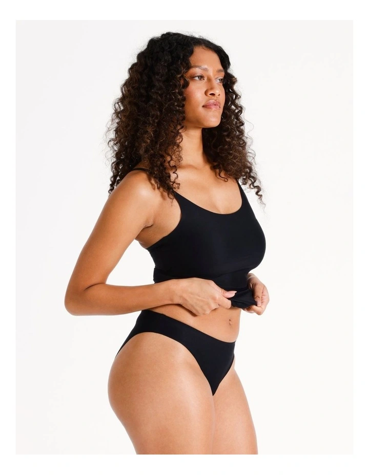 Smooth Bikini Brief in Black