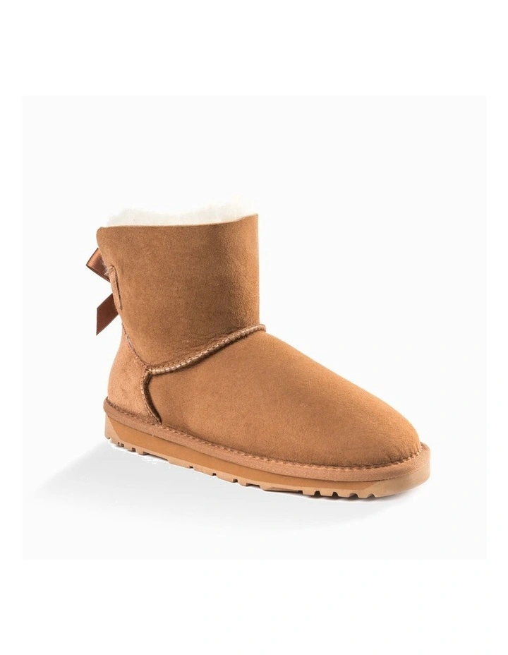 Classic Water Resistant Mini Bailey Bow Boots in Chestnut