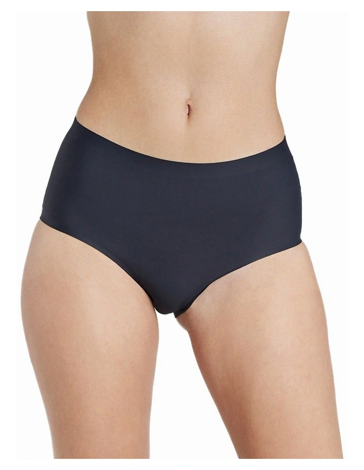 Flo Light Full Brief in Black