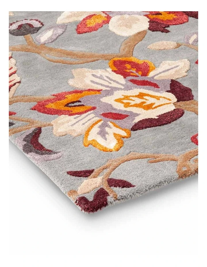 Amanpuri Plum Rug 145104 in Grey