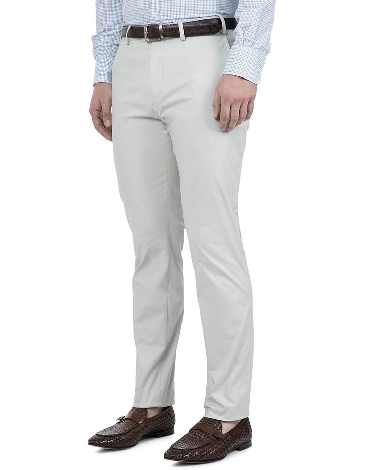 Modern Fit Helm Stone Chino FJF975