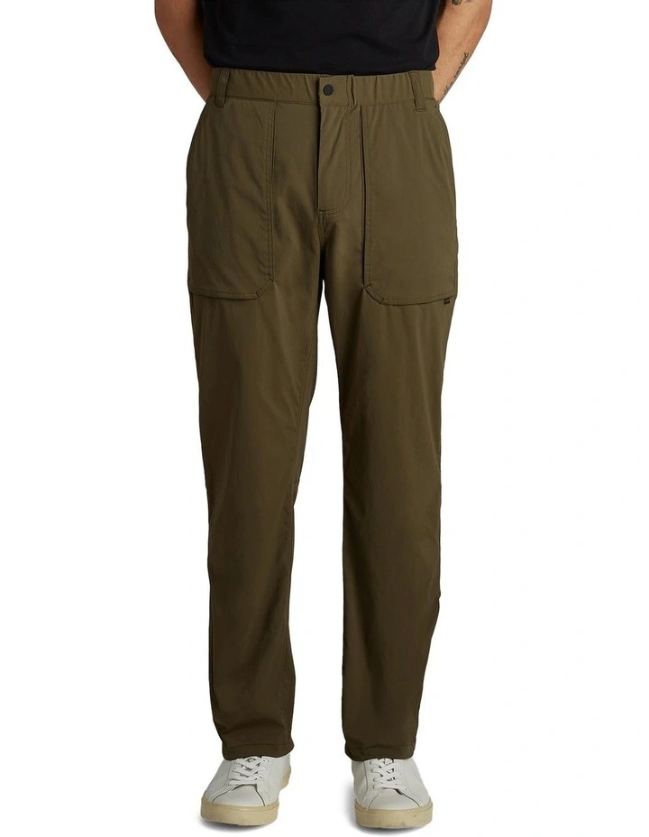 Tech Pant in Dark Khaki