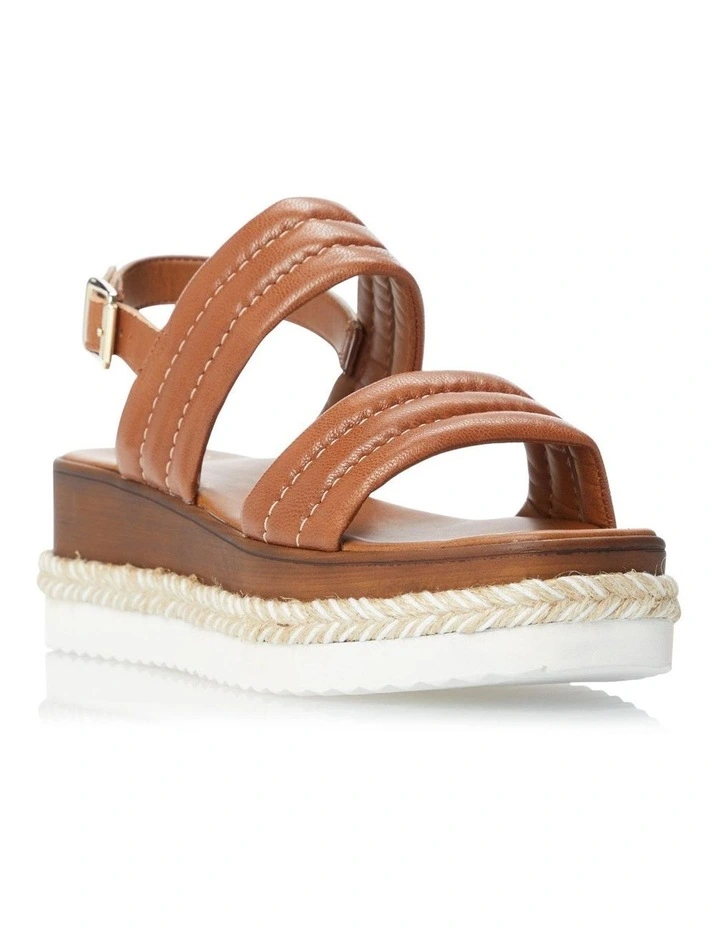 Kazzy Sandals in Tan