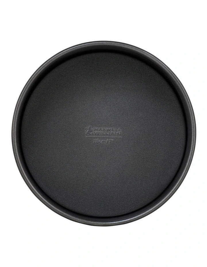 BakerMaker Non-Stick Loose Base Round Cake Pan 18cm in Black
