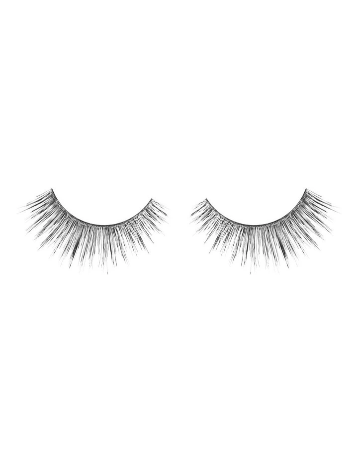 Look Real Faux Glamour Lashes