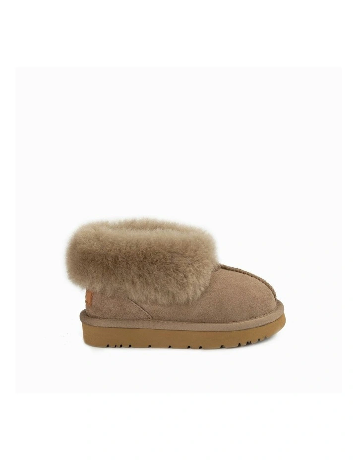Adrian Ankle Boots in Olive