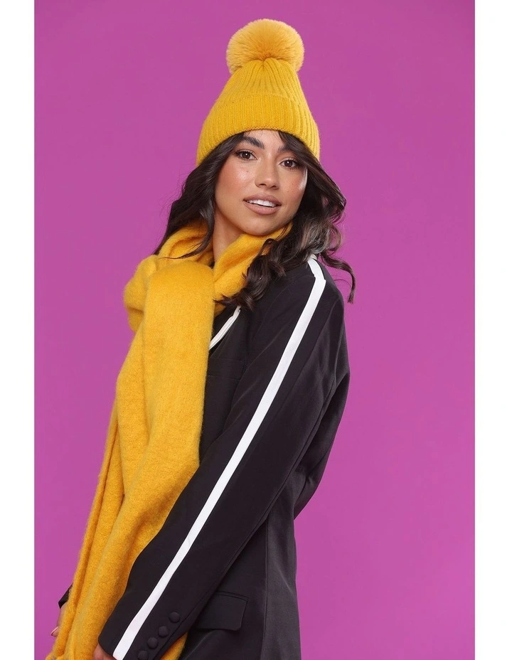 Lula Beanie in Golden Yellow