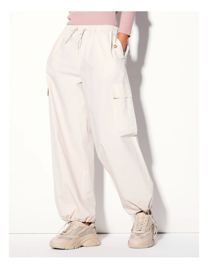 Organic Parachute Pant in Raffia