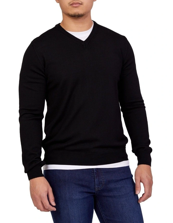 Merino V-Neck In Black