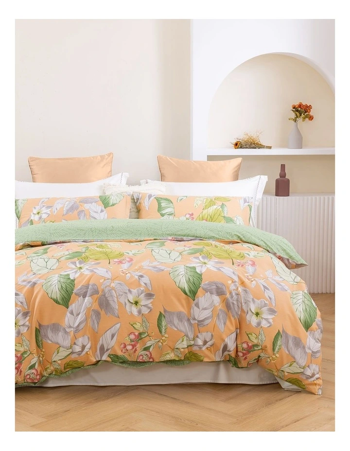 Peach Lily Cotton Reversible Quilt Cover Set in Green