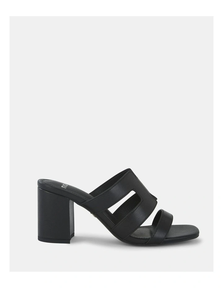 Freddy Heels in Black