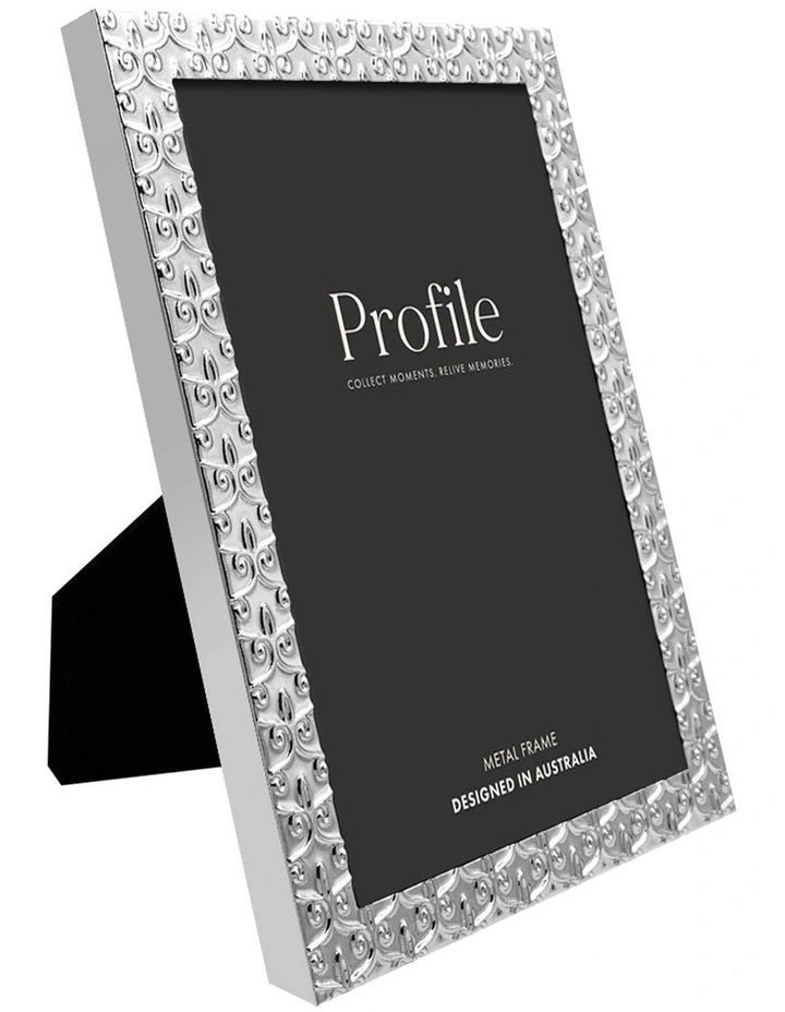 Renaissance Metal Photo Frame 5x7 in Silver