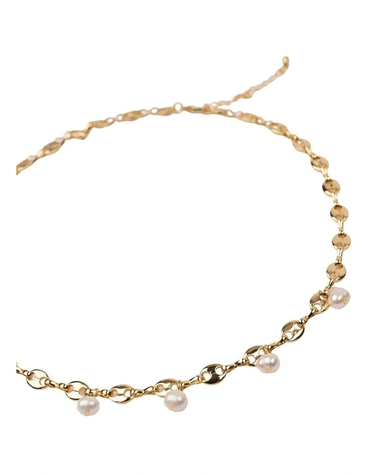 Ariella Pearl Necklace in Light Gold