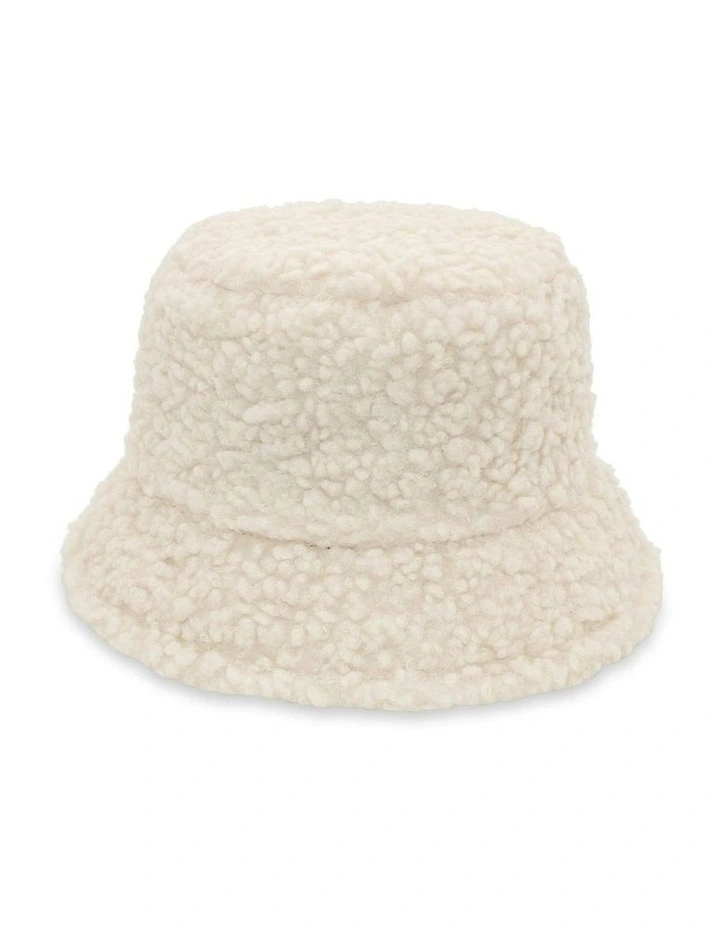 Drew Mini Bucket Hat in Cream
