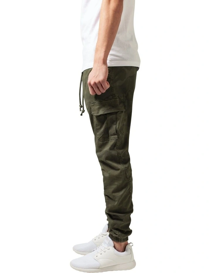 Camo Cargo Jogging Pants in Olive