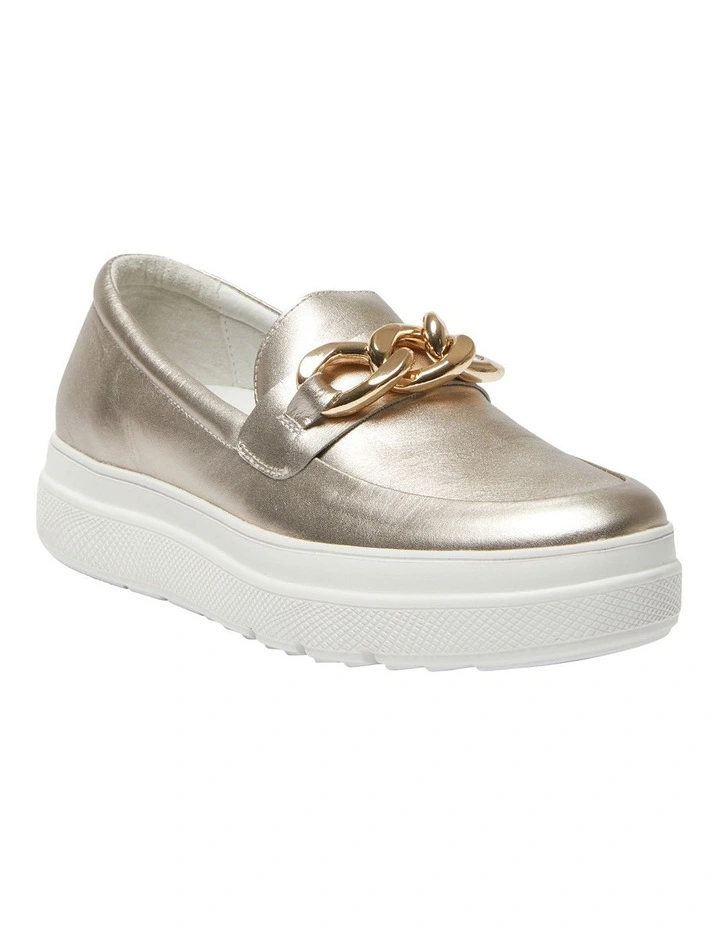 Bates Sneakers in Soft Gold Metallic