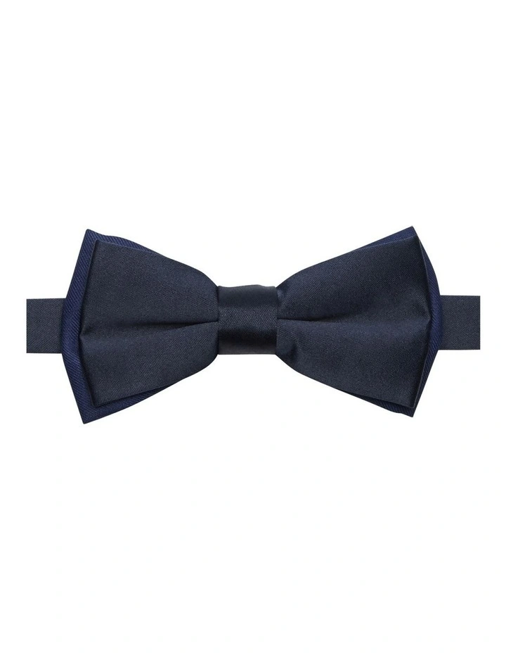 College Bow Tie