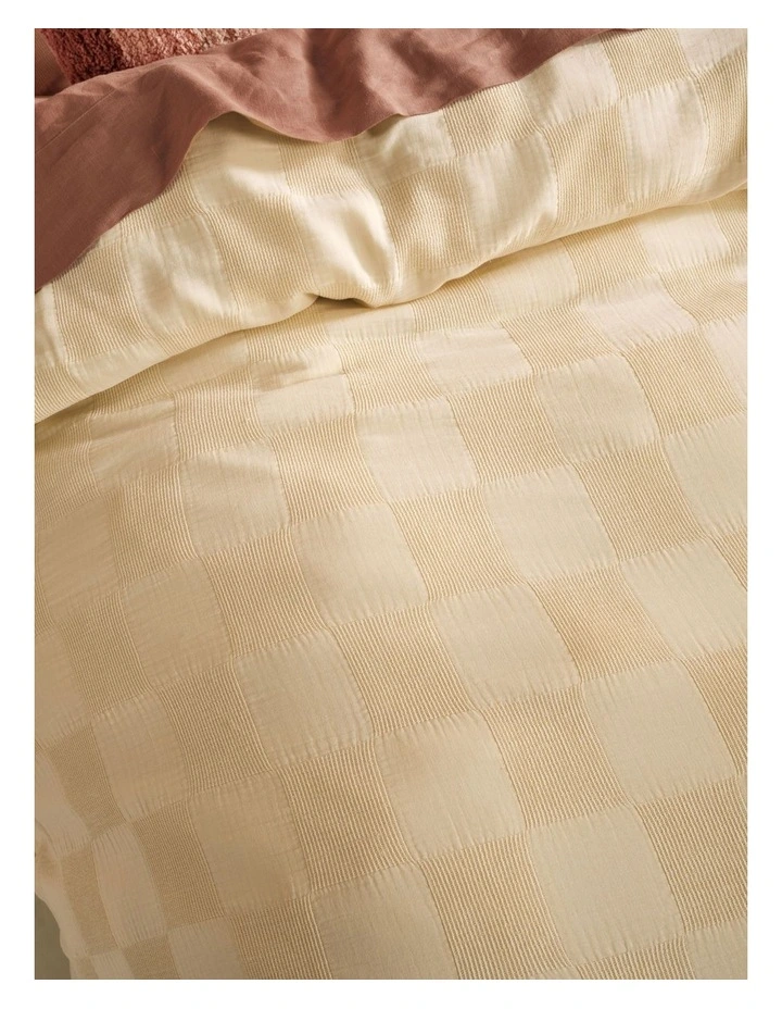 Capri Quilt Cover Set in Pale Peach