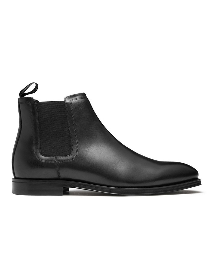 Lawrence Leather Chelsea Boots in Black