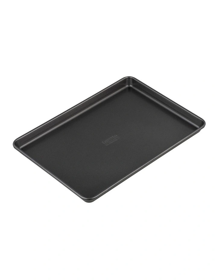 Baker Maker Non-Stick Baking Tray 33x23cm in Black