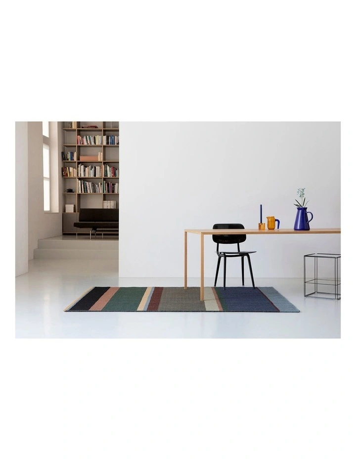 Artisan Stack Rug 090207 in Blue