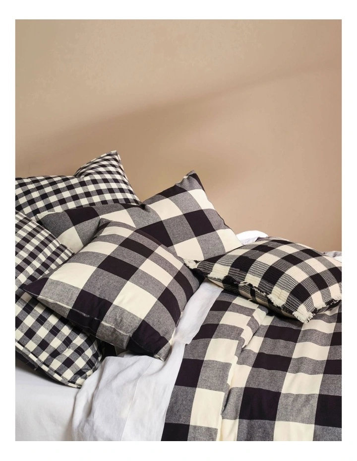 Wren Quilt Cover Set in Black