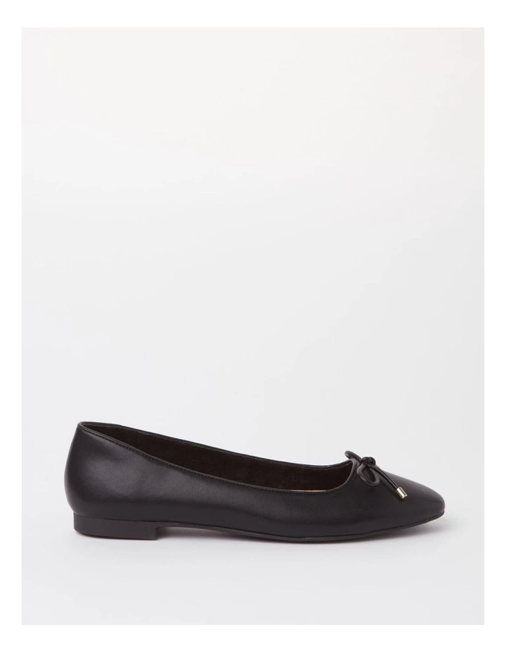 Yaz Ballet Flat in Black