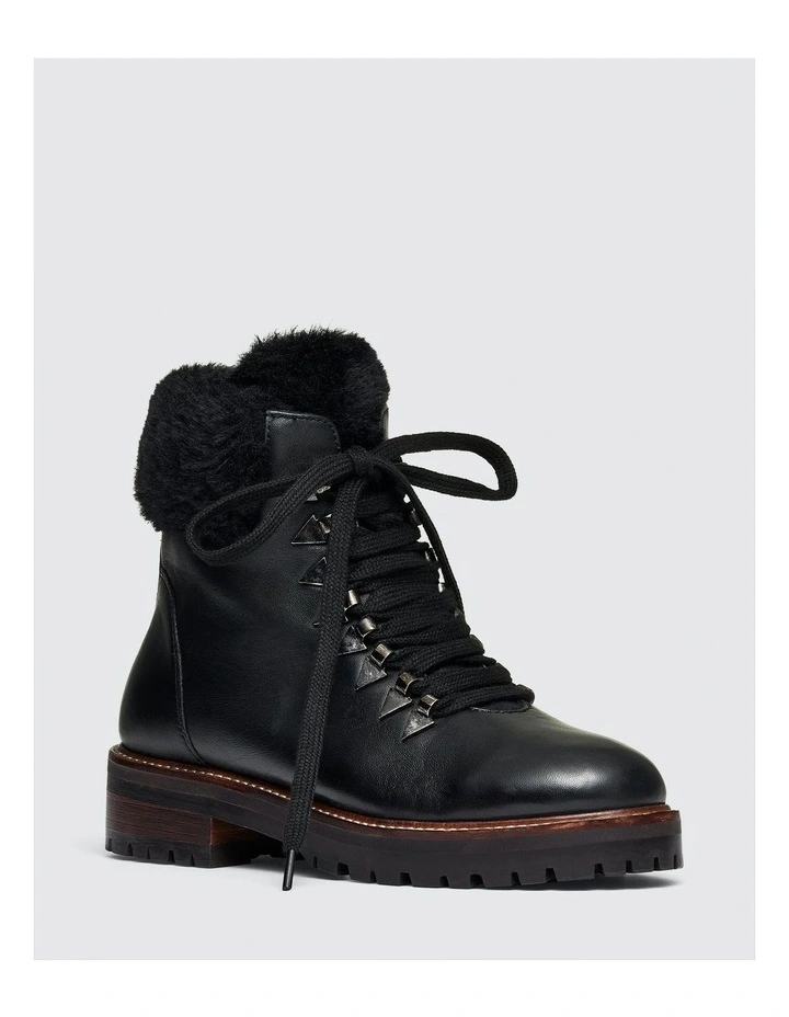 Triumph Boots in Black Smooth