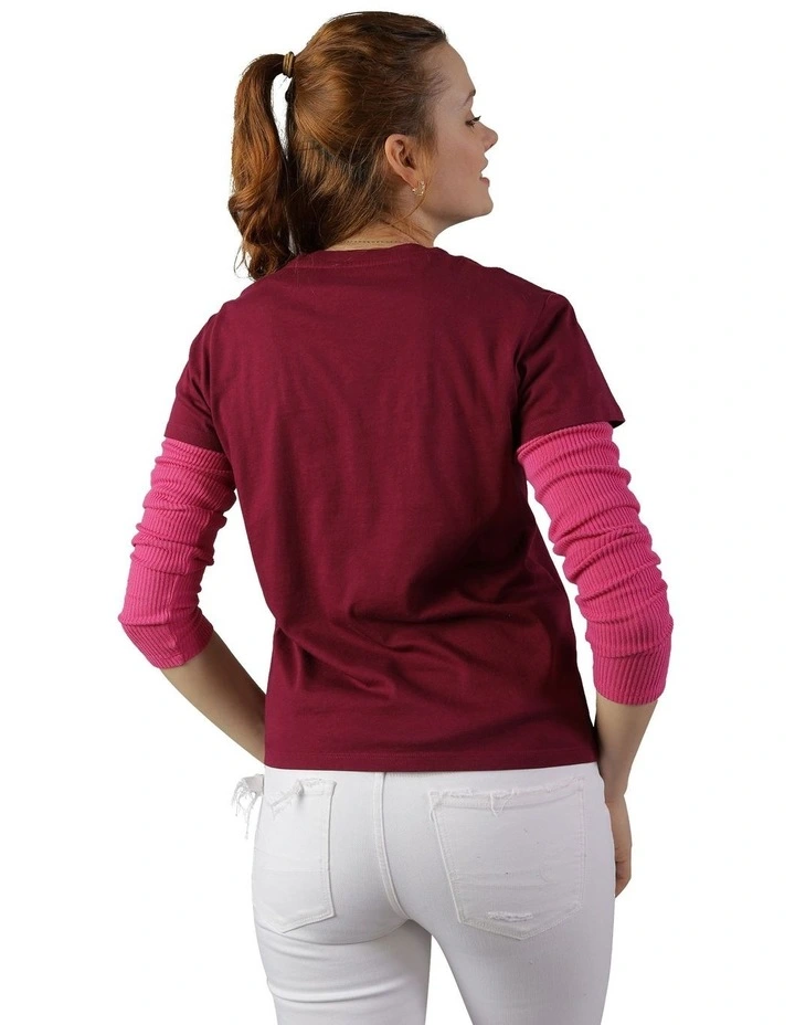 Slim Graphic Tee in Red