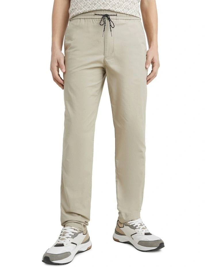 Chelsea Poplin Paper Touch Pant in Stone