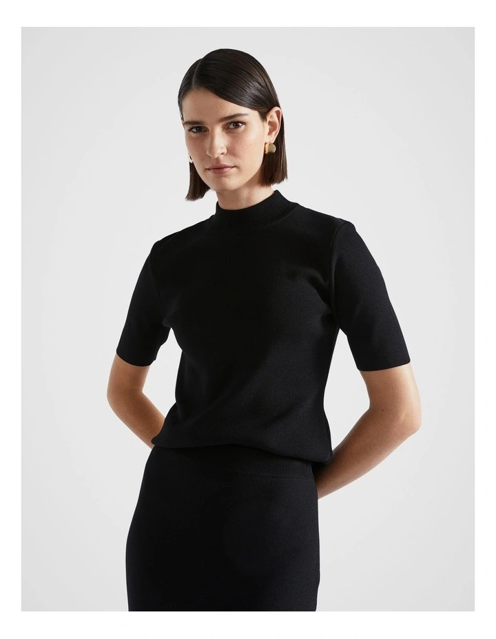 Crepe Knit Fitted Top in Black
