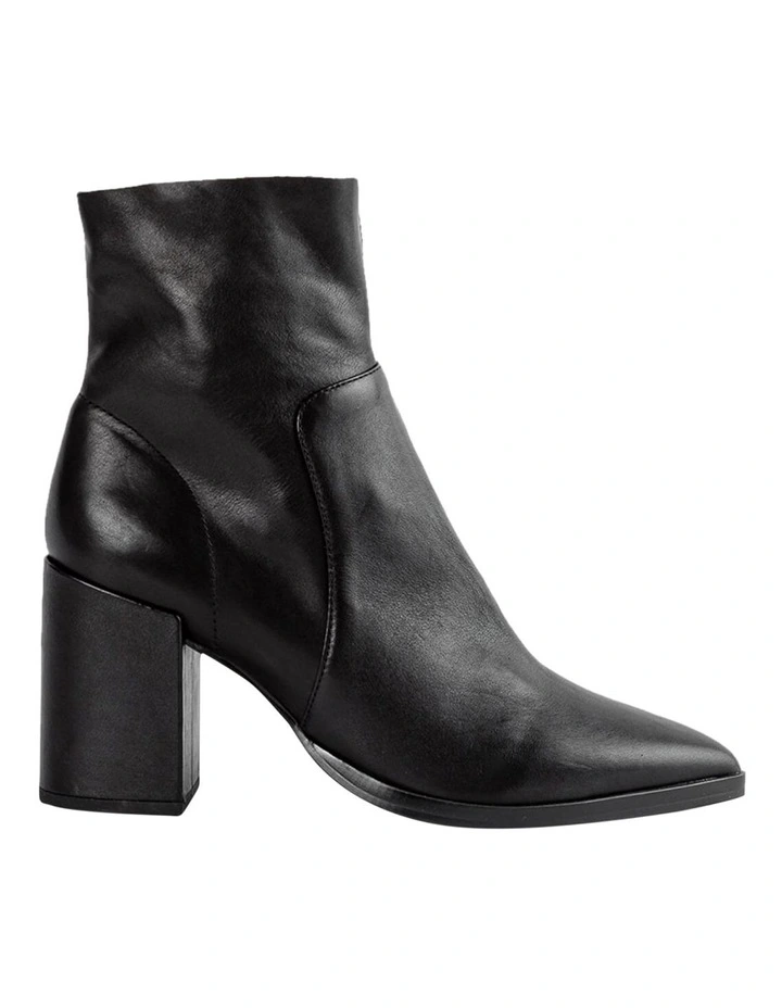 Brazen Black Luxe