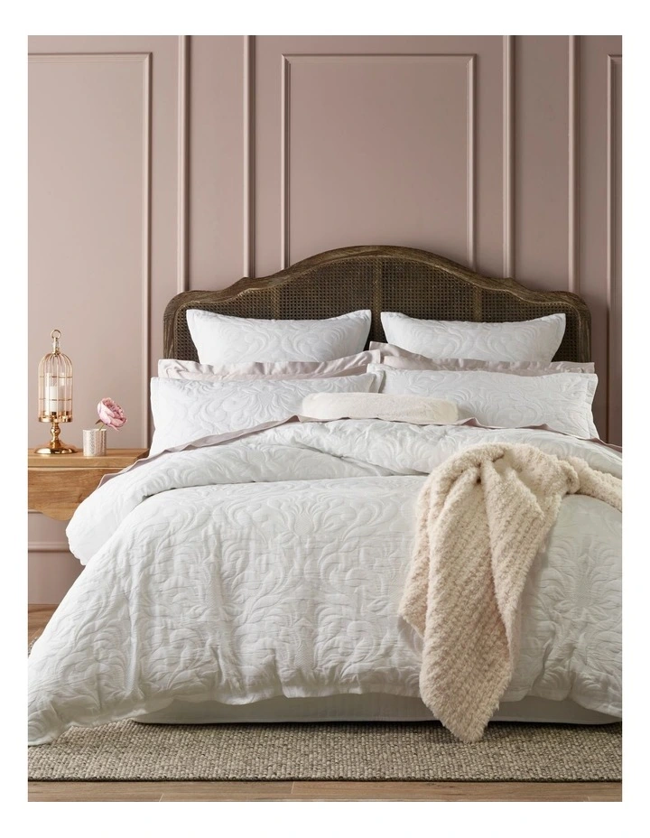 Sophia Matelasse Quilt Cover Set in White