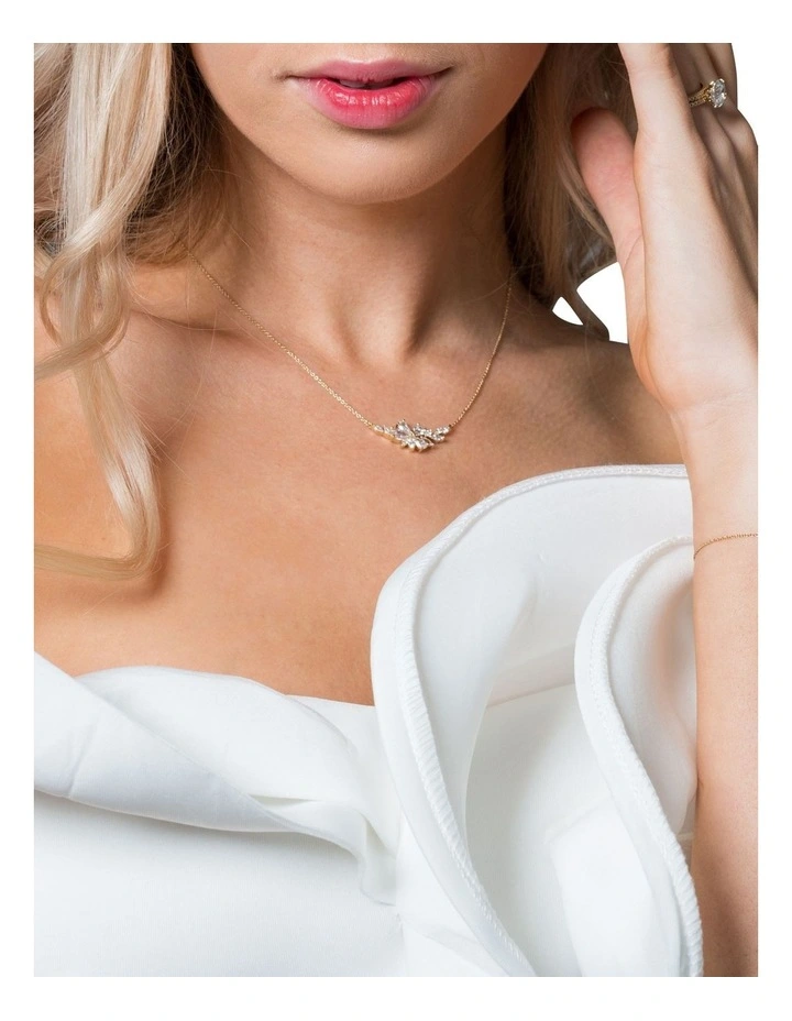 Iconic Bridal Hyacinth Necklace Gold