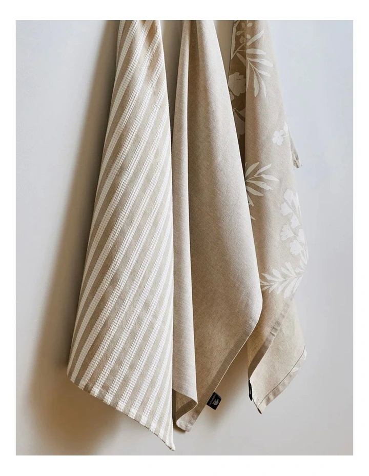 Carmen Tea Towel Pack of 3 in Cream