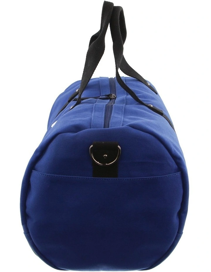 Overnighter/Barrell Bag in Navy