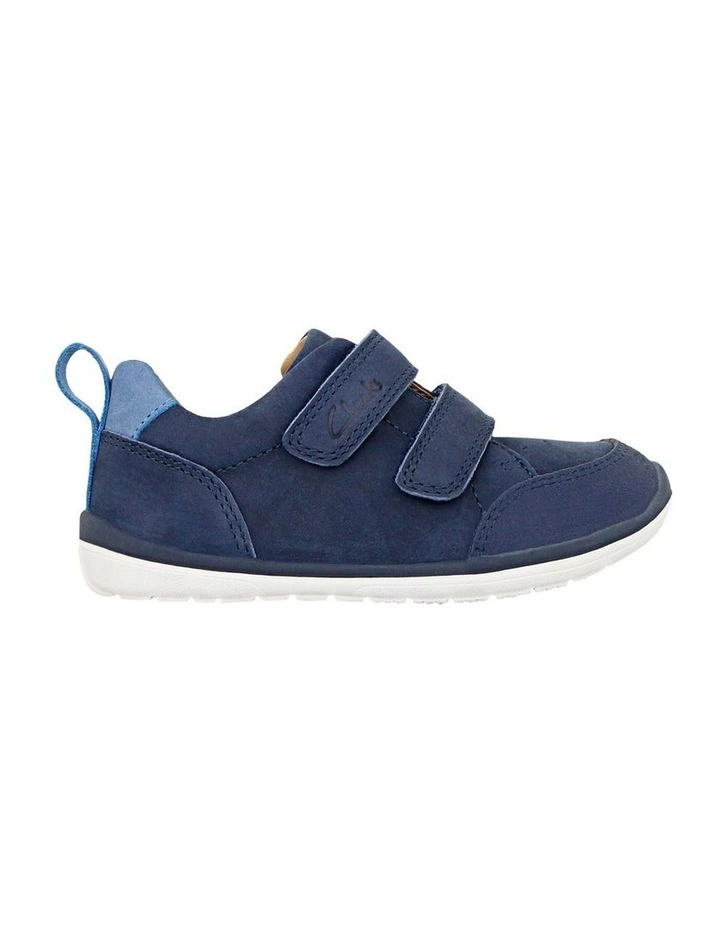 Melvin Sneakers in Navy