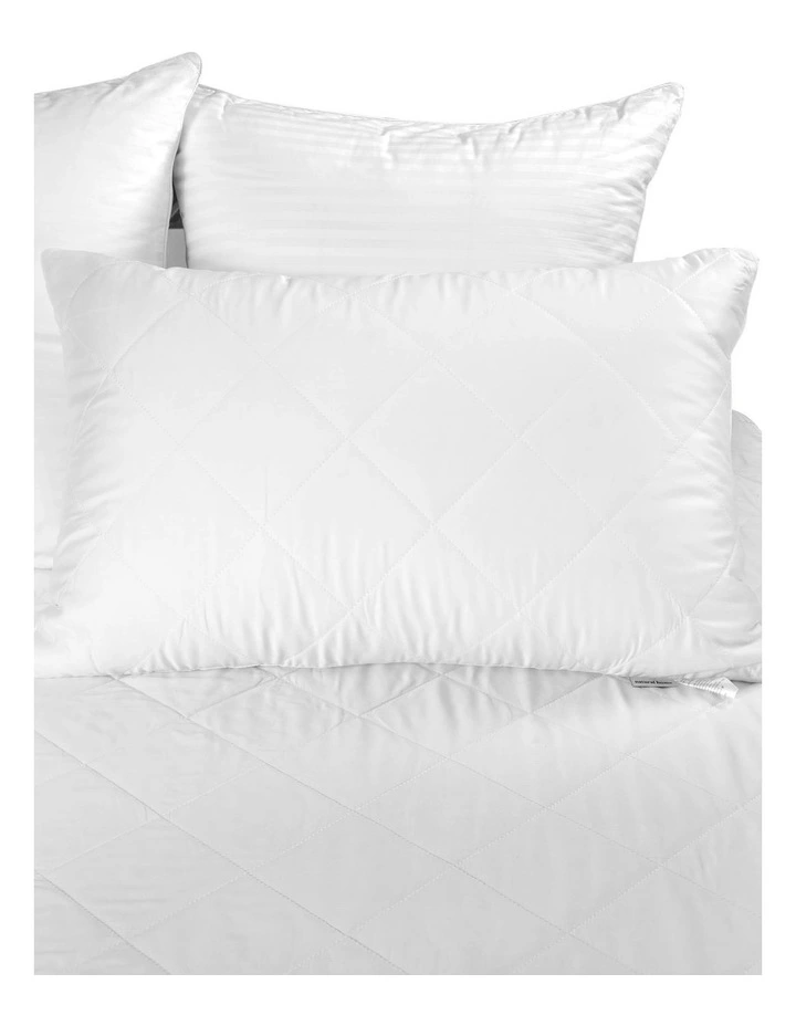 Tencel Pillow Protector in White