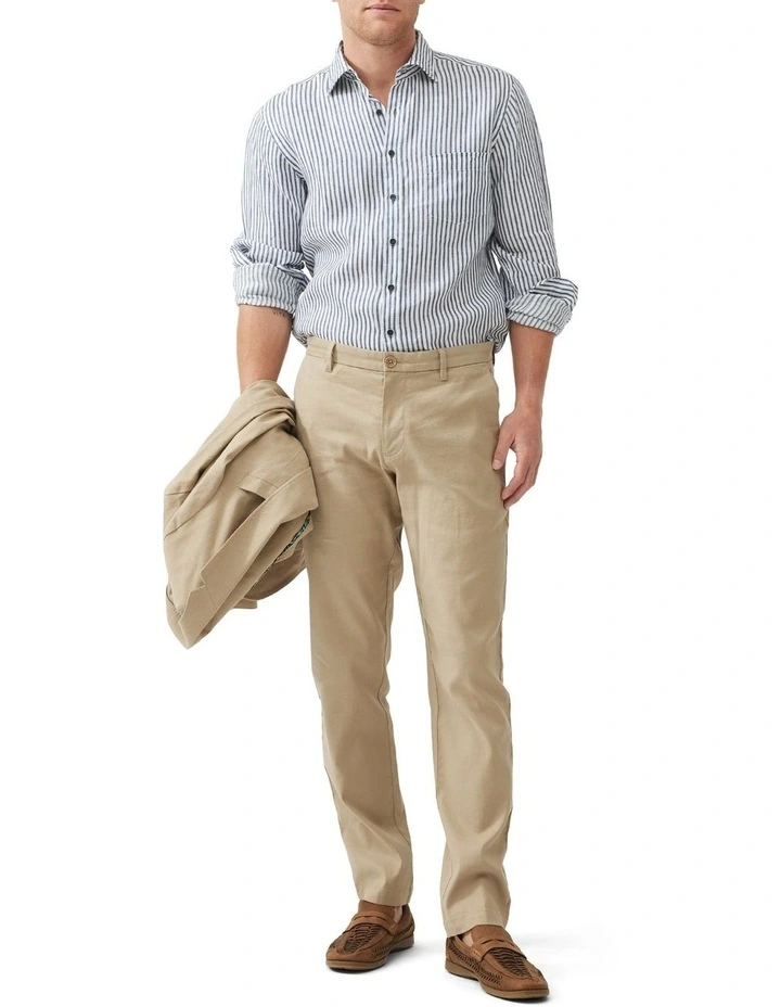 Hurleyville Regular Leg Pants in Khaki