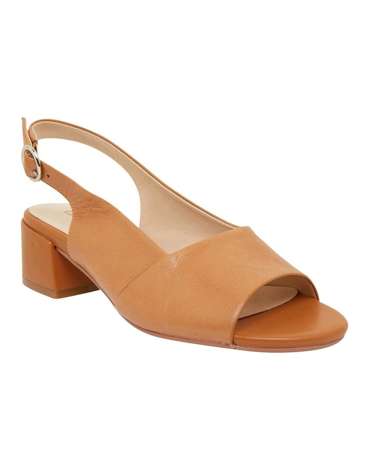 Macy Sandals in Tan Leather