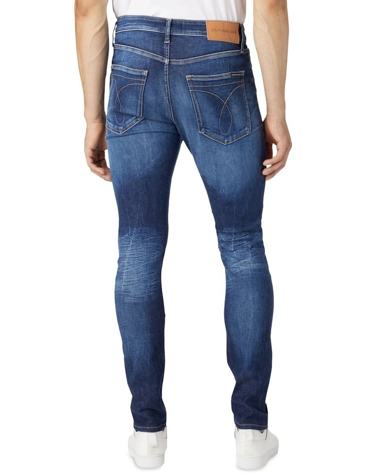 Low Rise Skinny Jeans in Dark Wash