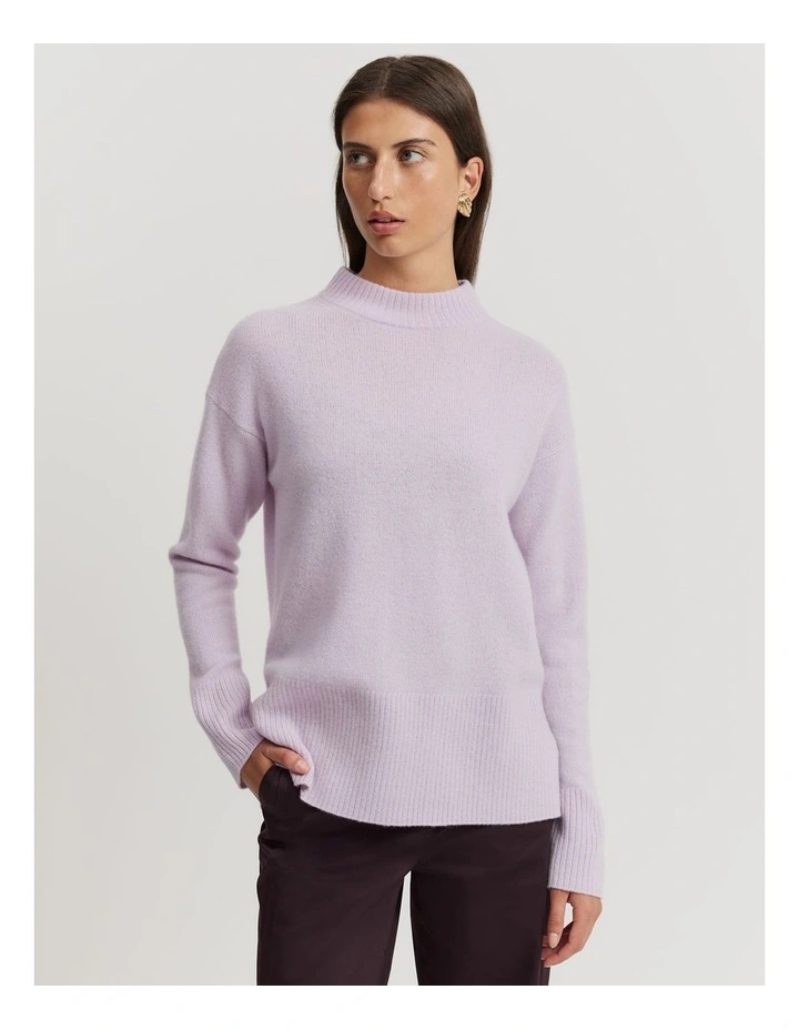 Rib Detail Pullover in Lilac