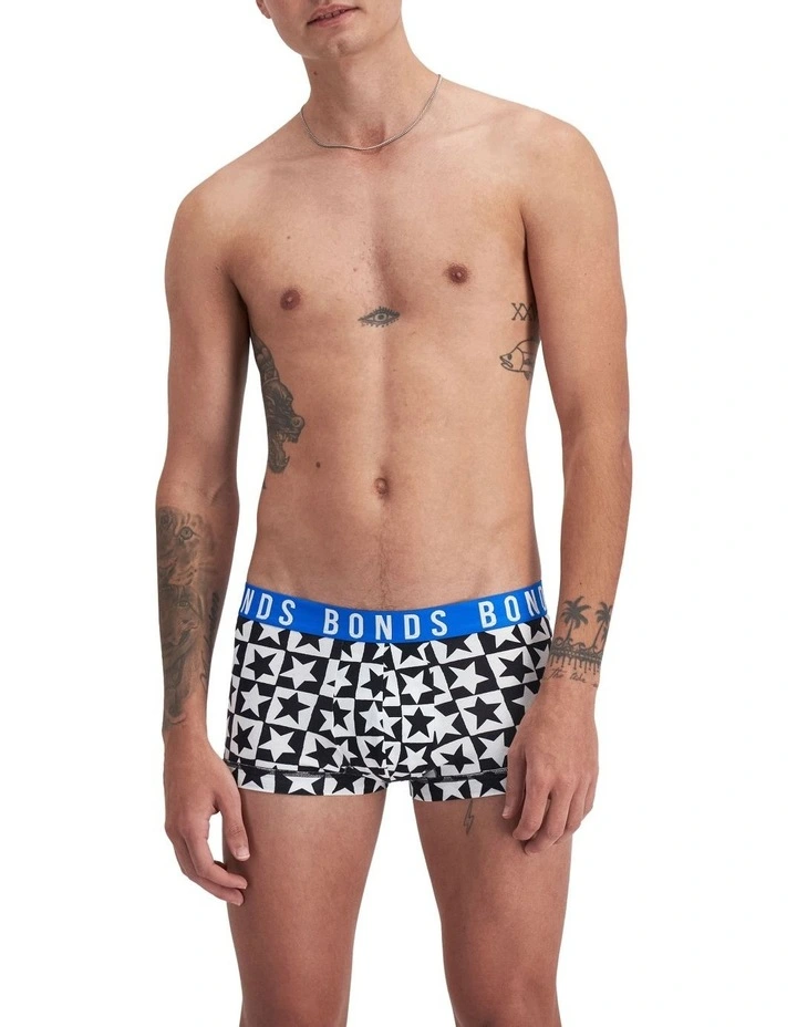Icons Trunk in Black