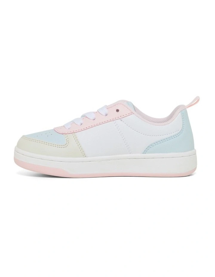 Court Ii Youth Sneakers in White